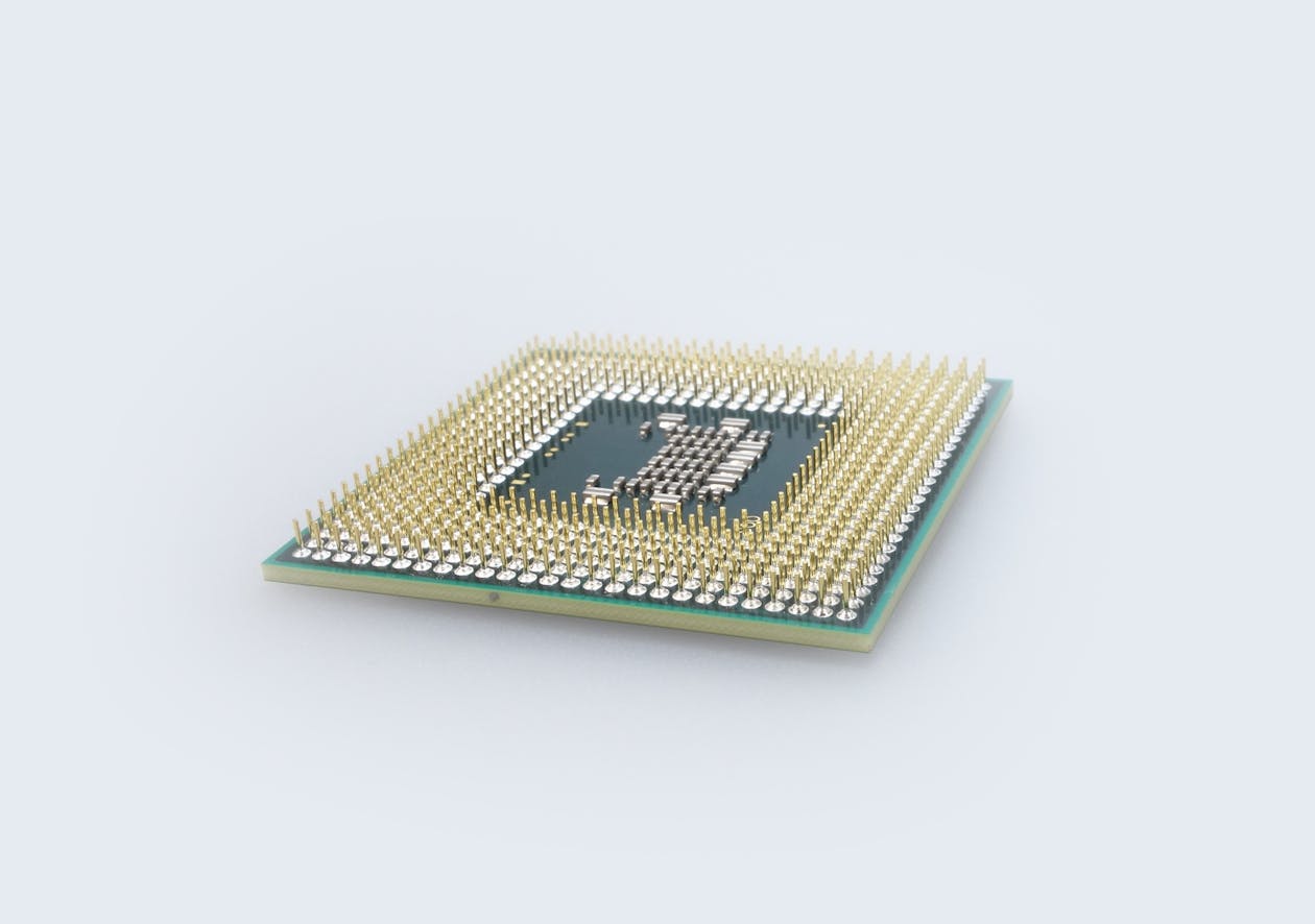 Arm AGI CPU with 136 cores for AI agents